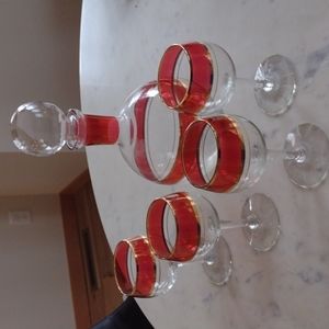 Vintage Wine Decanter w/6 matching glasses